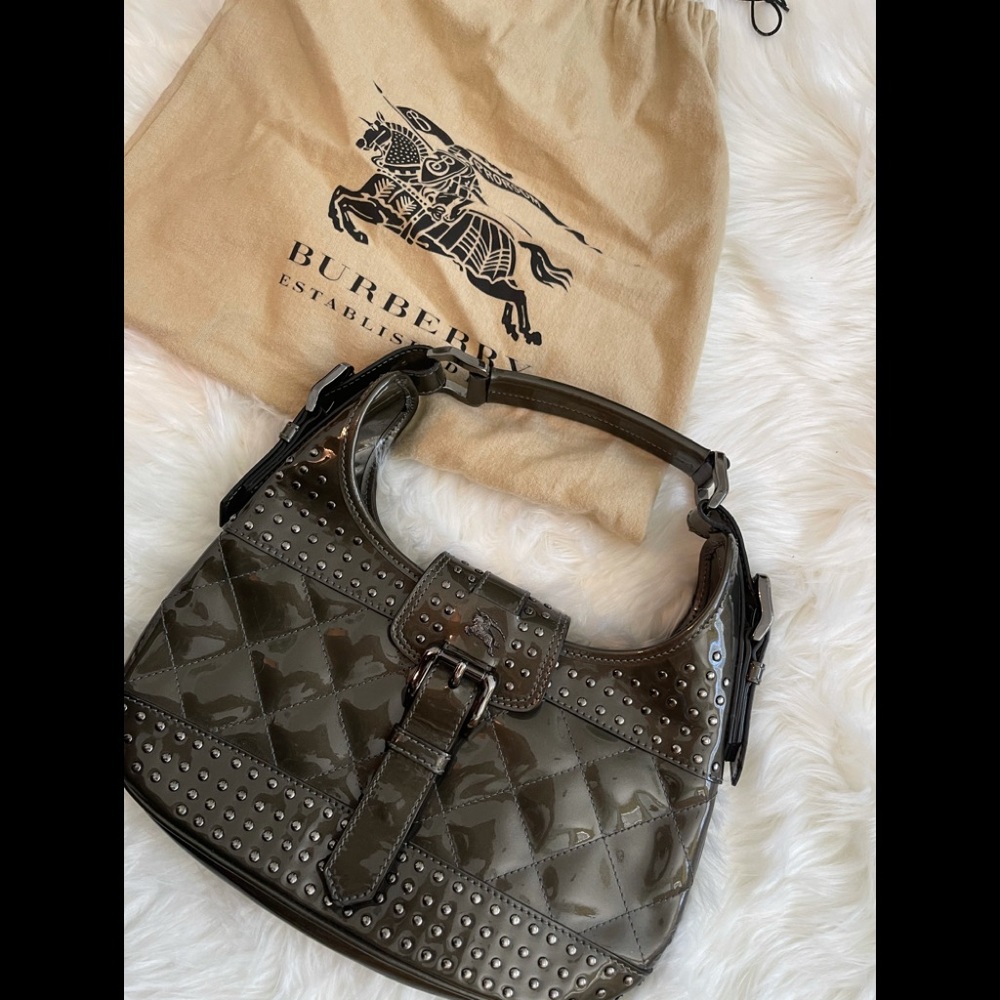 BURBERRY purse - Picture 1 of 5
